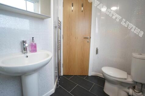 17 College Road (16).JPG