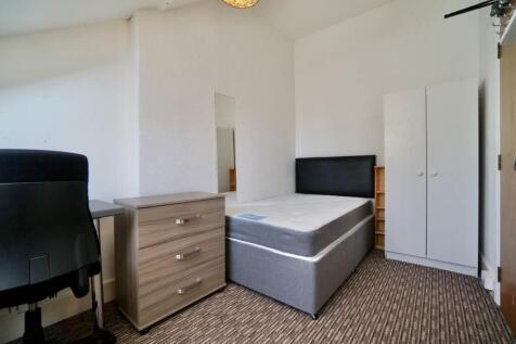 Bed4.jpg