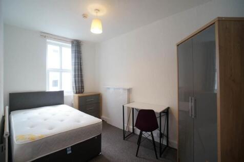 Bedroom 1.JPG