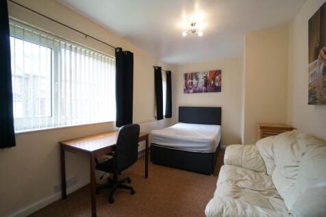 Bedroom 4.JPG