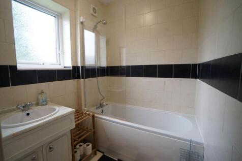 Shower Room.JPG