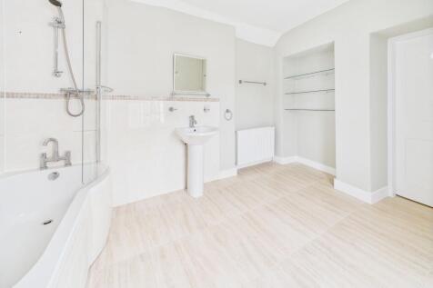 Second floor floor family bathroom