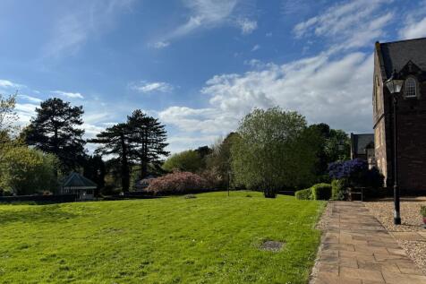 Communal gardens