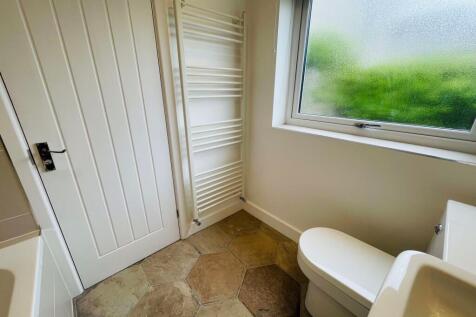 Ground floor bathroom