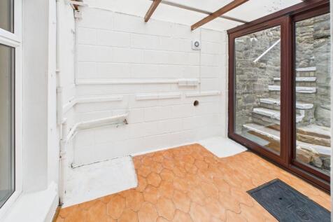 Utility / sun room
