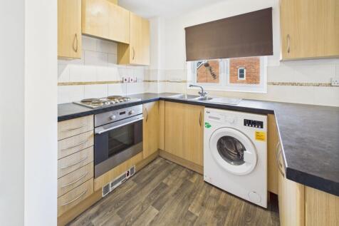 Open plan kitchen / dining / lounge