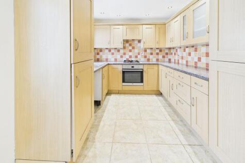 Kitchen / Breakfast Room