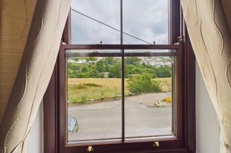 View to front of house