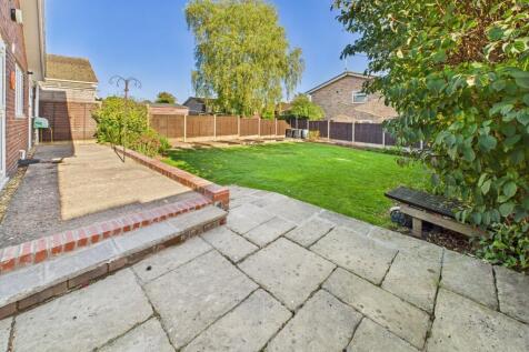 Rear garden & patio