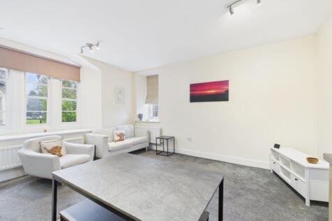 Open plan lounge / kitchen / diner