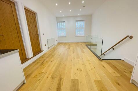 Open plan kitchen/Living/Dining