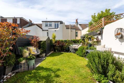 Property Image 4