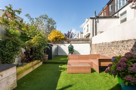 Property Image 4