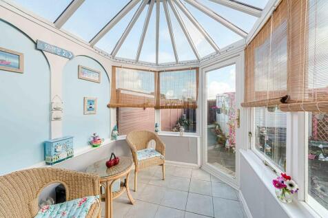 Garden room