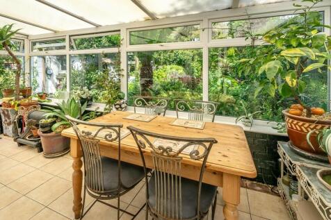 Garden room