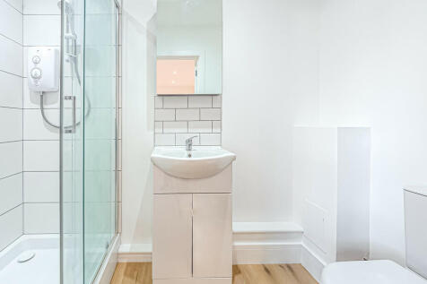 Cabin shower room