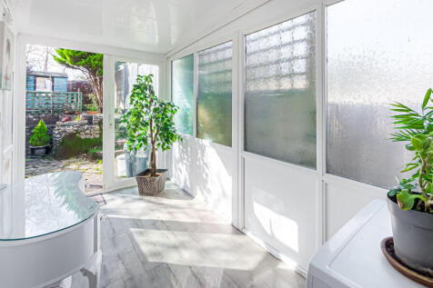 Garden room