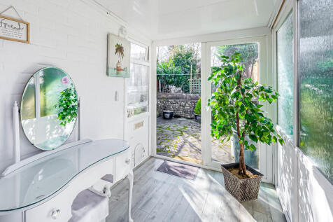Garden room