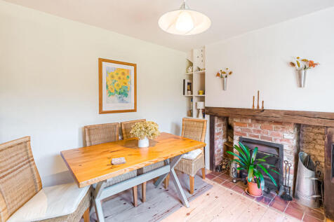 Kitchen/dining ro...