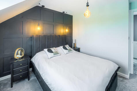 Guest bedroom