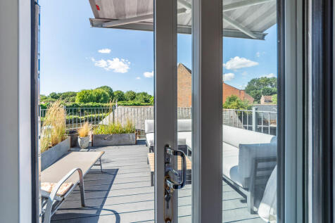Roof terrace