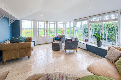 Garden room