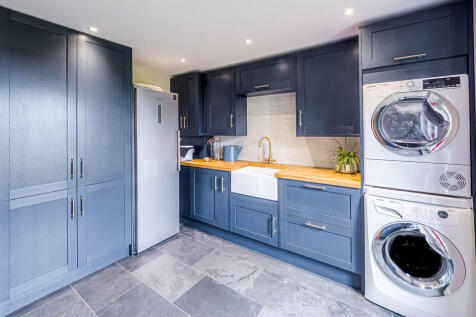 Boot/Utility room