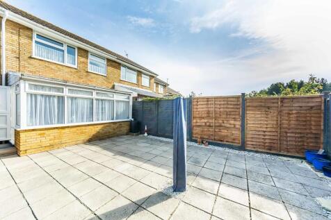 8 Graham Road    ...