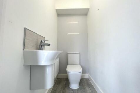 Downstairs WC.jpeg