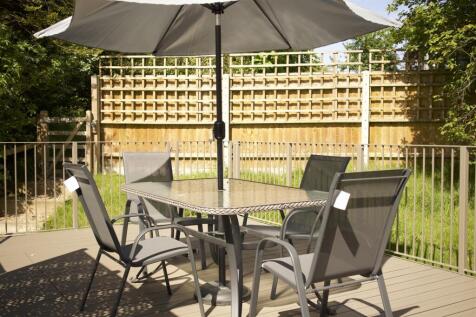 decking2.jpg