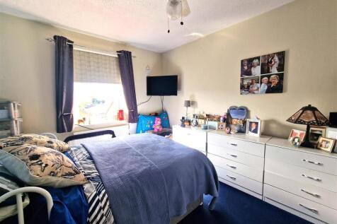 Bedroom.jpg