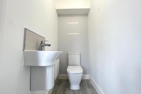 Downstairs WC.jpeg