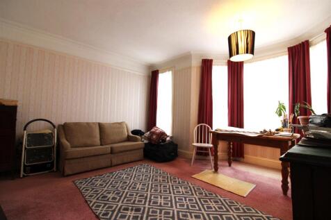 edit master bedroom 2.jpg