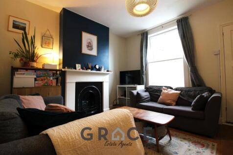 Living room edit 1-2.jpg