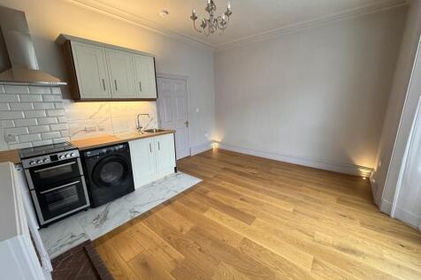 Photo 15-10-2024,...