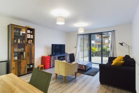 Property Image 4