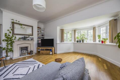 Flat 4 Talbot Grange, 6 East Avenue, Bournemouth,-