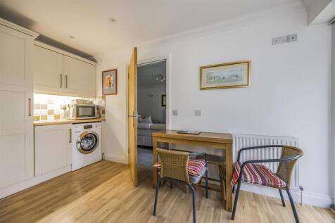 2 Stockwood Court, 19 St Winifred&#39;s Road, Bournemo