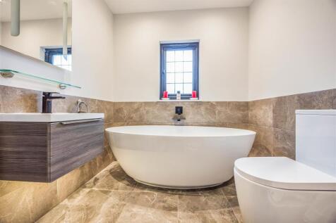 Flat 4, Wessex Tales, 20 Ashley Road, Boscombe-Sma