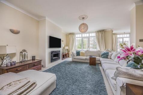 53 Bath Hill Court, Bath Road, Bournemouth-Portico