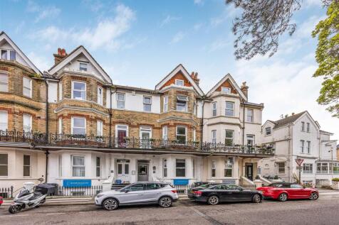 121-123 West Hill Road, Bournemouth-Small-PorticoM