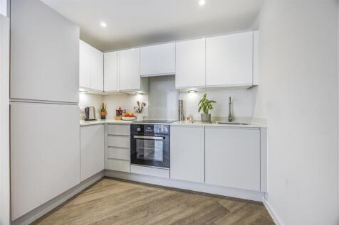 36 Canaway Court, Wimborne Road, Poole-PorticoMark
