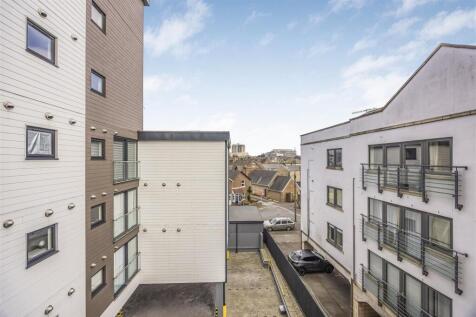 36 Canaway Court, Wimborne Road, Poole-PorticoMark