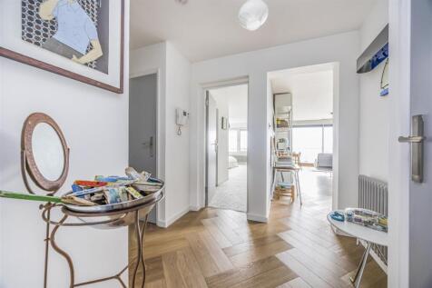 61 Viewpoint, 9 Sandbourne Road, Bournemouth-Porti