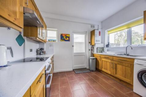 28 R L Stevenson Avenue, Bournemouth-PorticoMarket
