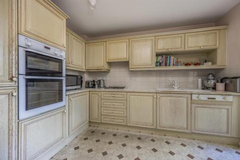 2 Keverstone Court, Block A, Manor Road, Bournemou