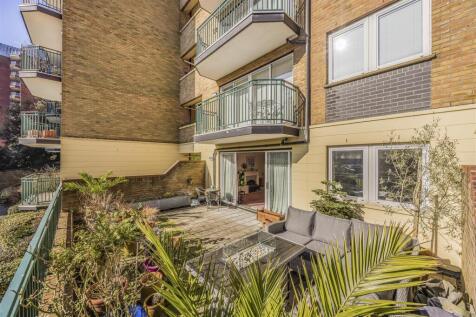 2 Keverstone Court, Block A, Manor Road, Bournemou