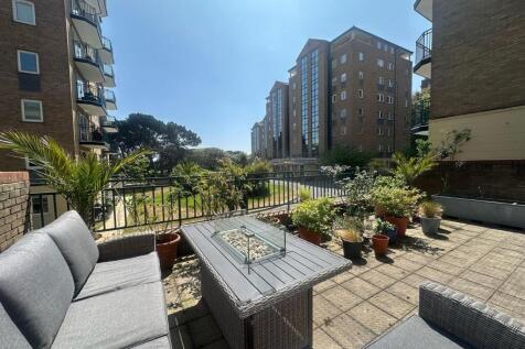 keverstone court balcony.jpg
