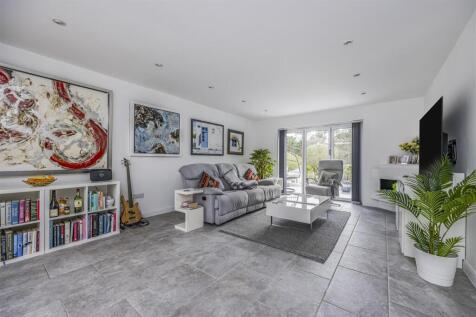 7 Munster Road, Poole-PorticoMarketing-SaxeCoburg-