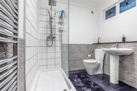 Flat 2 Earls Court, 9 Gervis Road, Bournemouth-Por